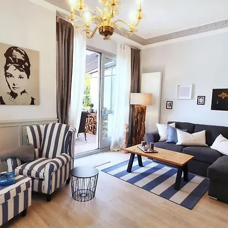 Luxury Anni Merl