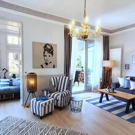 Ferienhaus Luxury Anni Merl